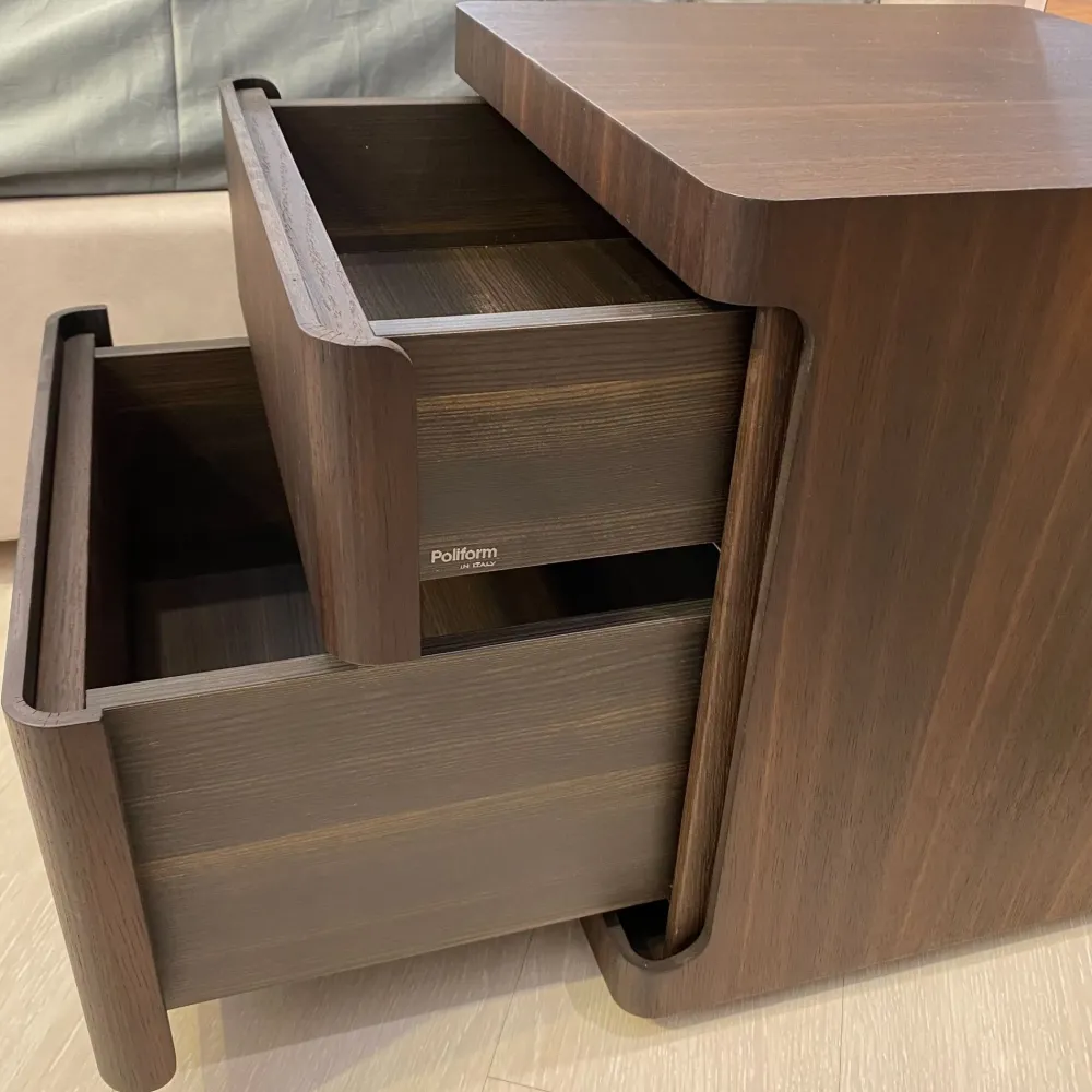 Cassettiera in Legno Onda a prezzo Outlet^Poliform Clearance