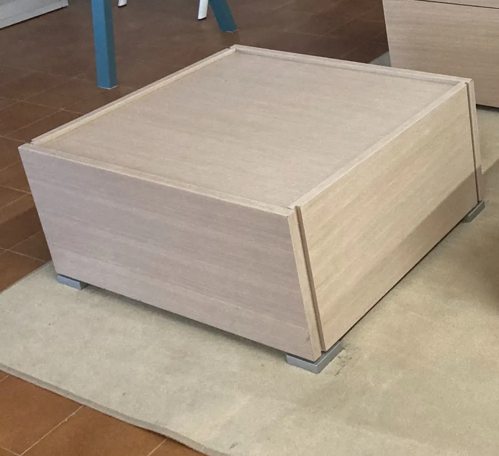Cassettiera Lipari rovere in Legno con forte sconto^Flou Outlet