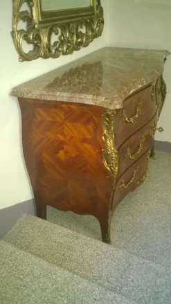 Collezione esclusiva Cassettiera modello Cassettone e comodini classico in bois de rose in Legno in offerta- Cassettiere