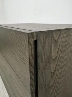 Comò e comodini Qube in legno a prezzo ribassato^Napol Hot