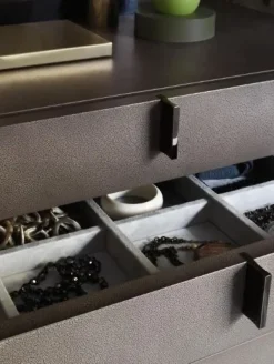 Flou Comodino Ari a marchio a prezzo riservato  approfittane ora!- Comodini