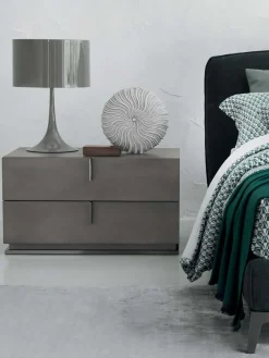 Flou Comodino Ari a marchio a prezzo riservato- Comodini