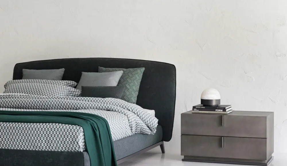 Flou Comodino Ari a marchio a prezzo riservato- Comodini