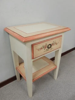 Best Comodino Decorato di a prezzo scontato Comodini