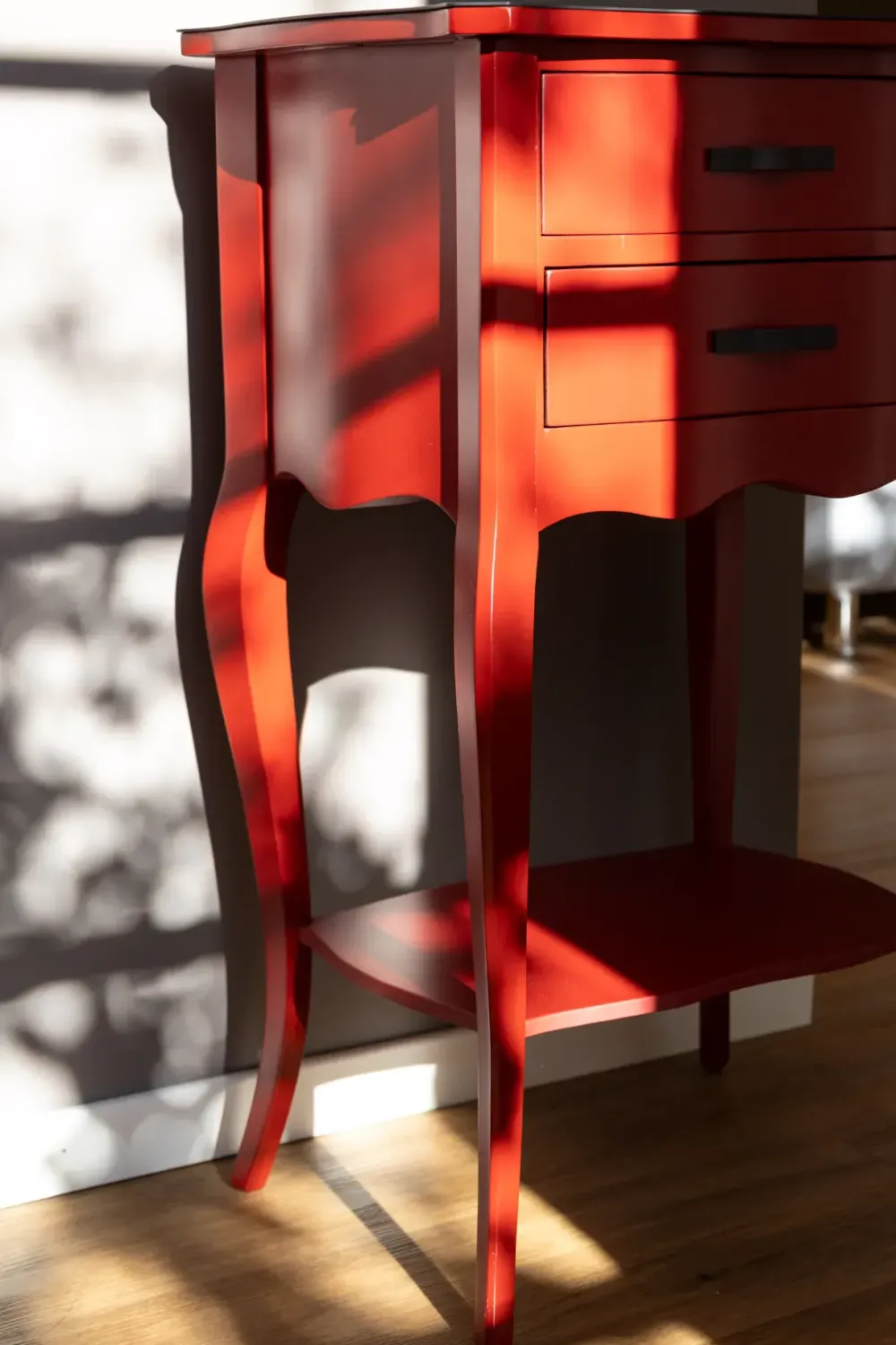 Artigianale Comodino Dino di a prezzo scontato- Comodini