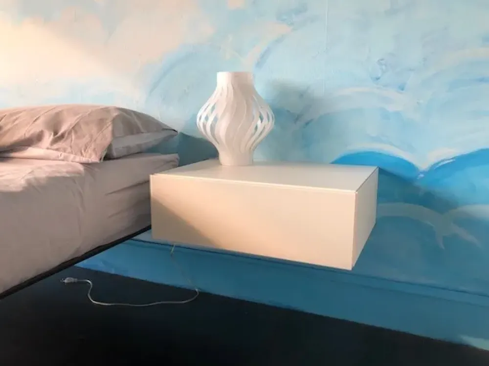 Lago Comodino 36e8 di scontato del 33%- Comodini