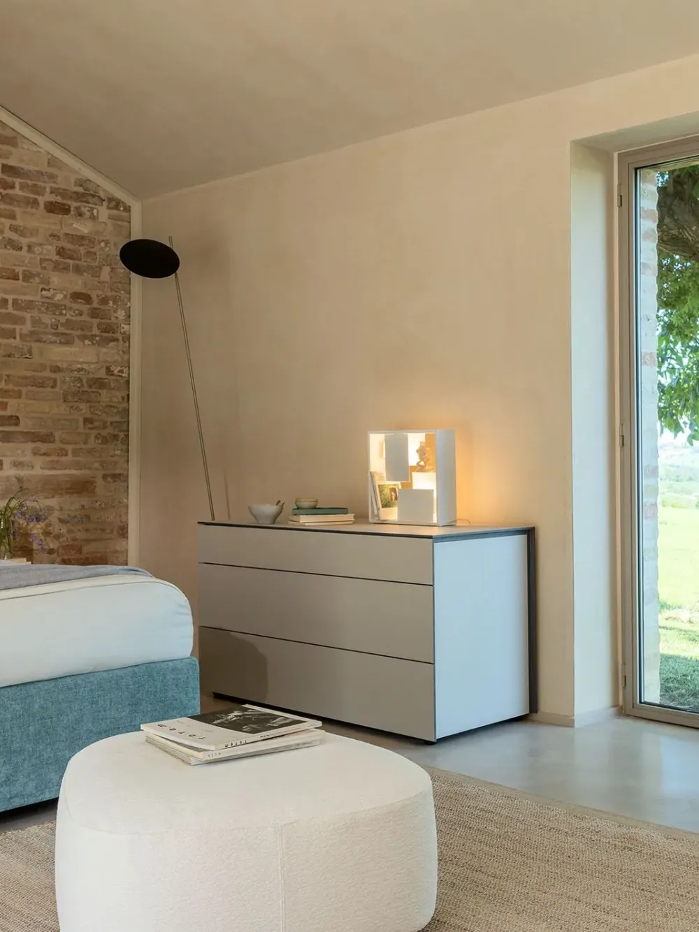 Comodino Juta a marchio a prezzo riservato^Flou Outlet