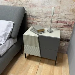 Artigianale Comodino Logica di a prezzo scontato- Comodini