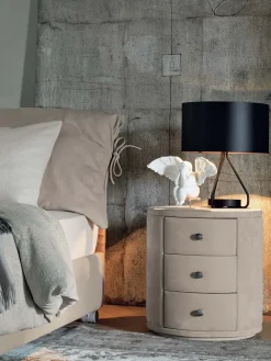 Flou Comodino modello Condotti di scontato- Comodini