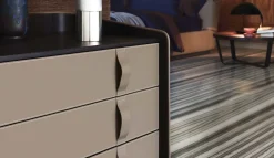 Flou Comodino modello Gentleman di- Comodini