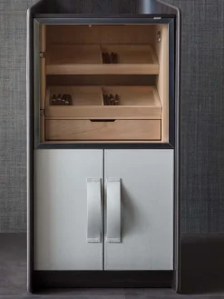 Flou Comodino modello Gentleman di- Comodini