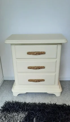 Mobilificio Bellutti Comodino Modello i solisti di a prezzo scontato- Comodini