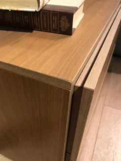 Comodino Nap+tobia di scontato del 59%^Jesse Sale