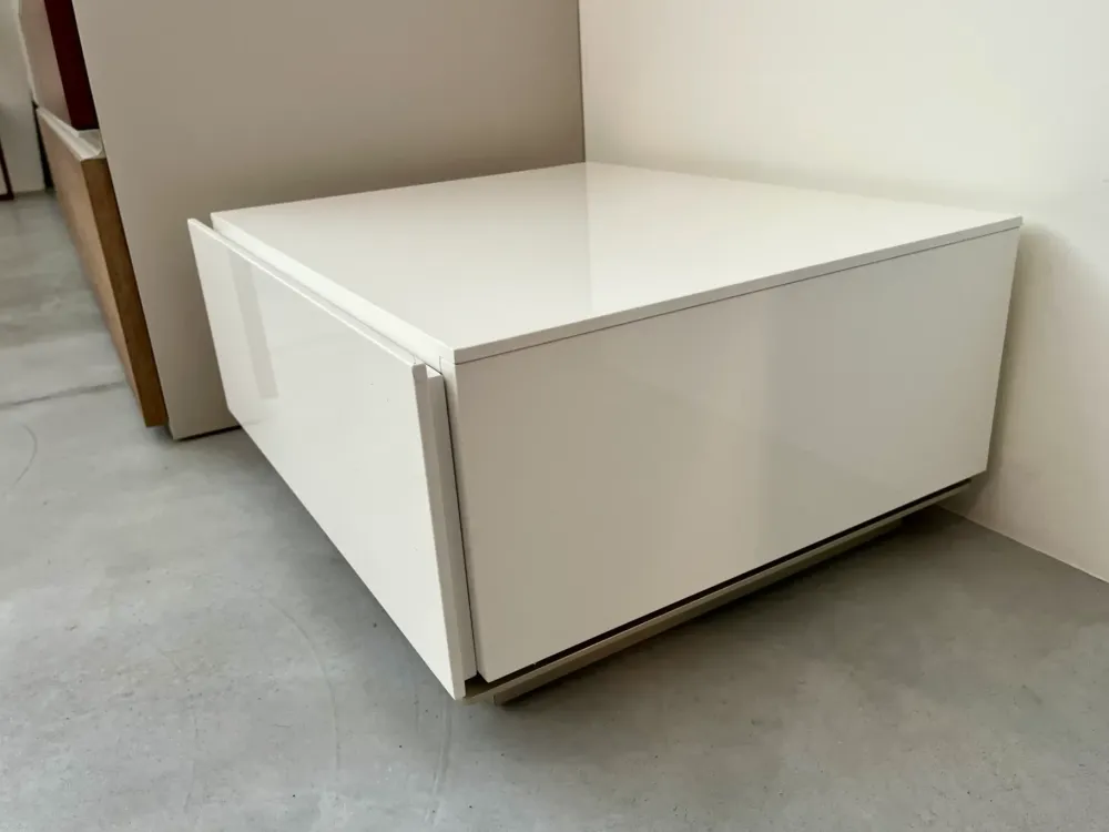 Comodino Party a prezzo ribassato^Flou Best