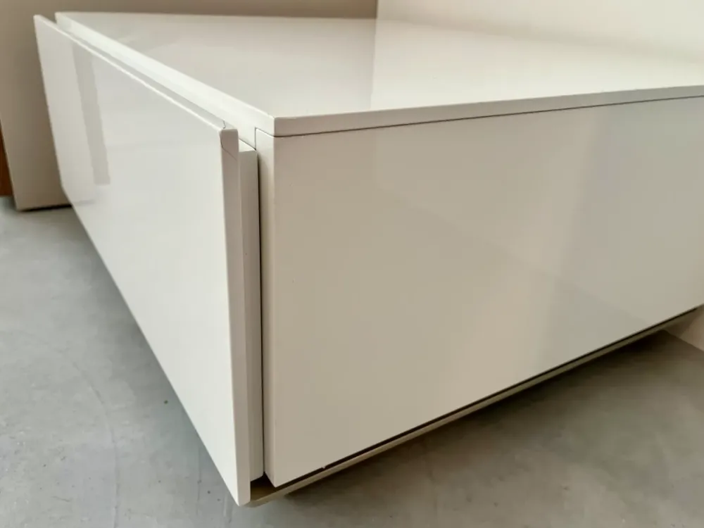 Comodino Party a prezzo ribassato^Flou Best