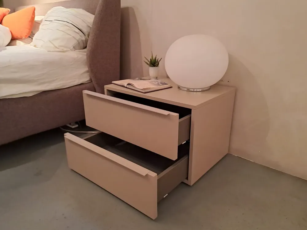 Pianca Comodino Spazio di scontato del 31%- Comodini