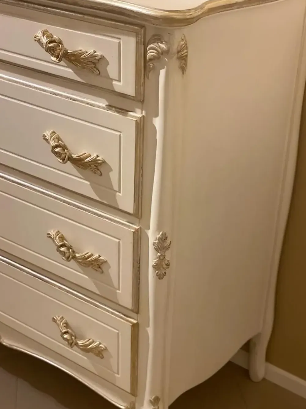 Comodino Tatiana di a prezzo ribassato Comodini