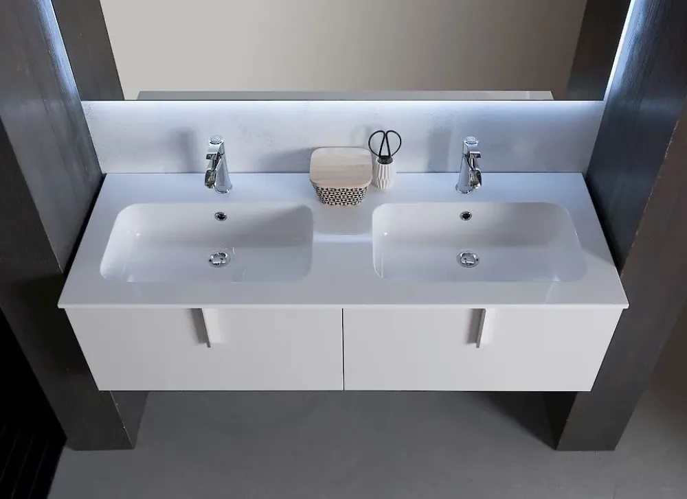 Bagno moderno sospeso scontato del -41 %^Compab Outlet
