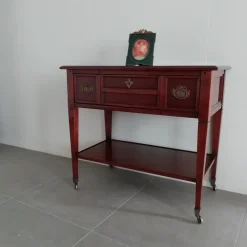 Best Complemento in stile neoclassico con un ribasso del 41% Antiquariato