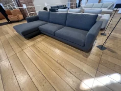 Felis Con penisola Conrad di a prezzo ribassato- Divani