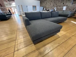 Felis Con penisola Conrad di a prezzo ribassato- Divani