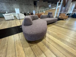 Felis Con penisola modello Gravity di a prezzi convenienti- Divani