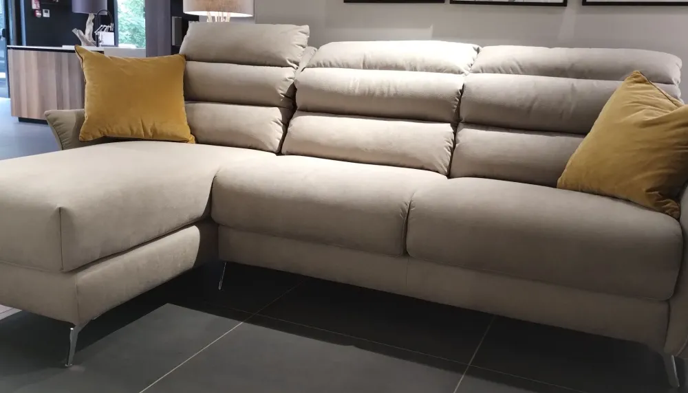 Con penisola Mod.tenero a PREZZO OUTLET scontato del 50%^Aerre Salotti New