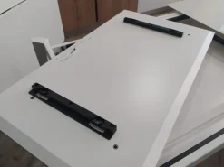 Connubia : Tavolo Pentagon in offerta outlet. Design unico ed elegante.- Tavoli