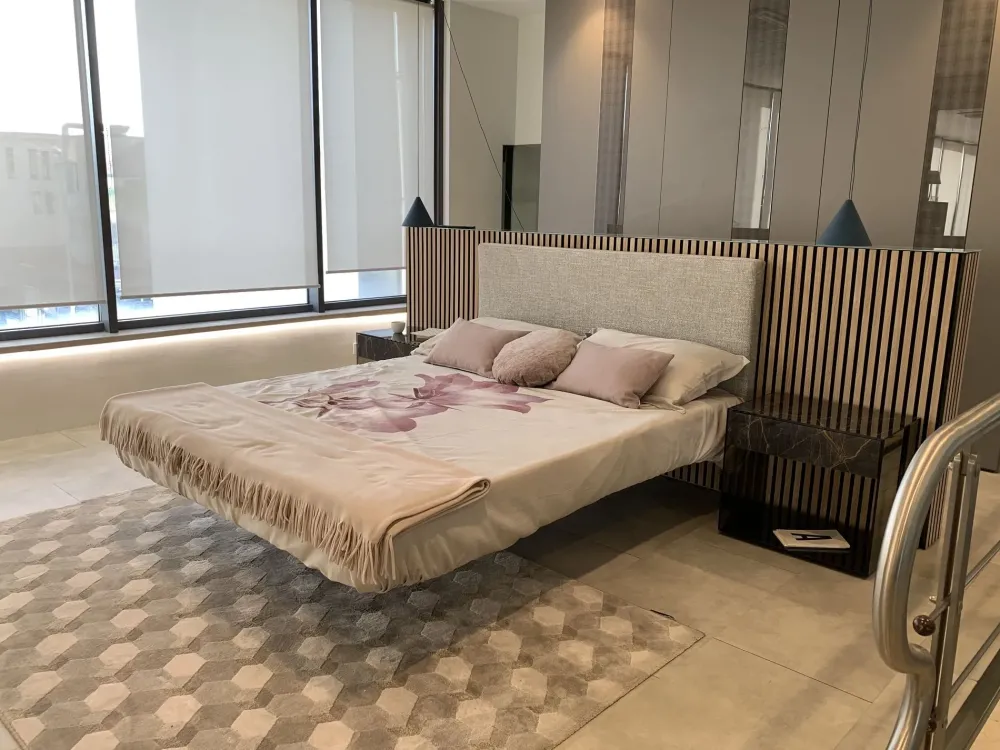 Lago Contatta il venditore per scoprire il prezzo di questo letto Fluttua di- Letti