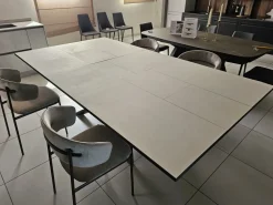 Contatta il venditore per scoprire il prezzo del tavolo Tavolo ceramica luce^Ozzio Best