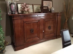 New Credenza d'epoca in legno, prezzo Outlet. Un pezzo unico! Antiquariato