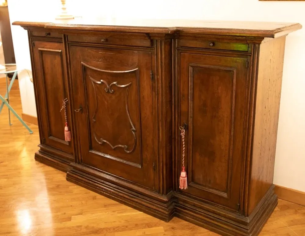 Credenza in noce con un ribasso esclusivo^Artigianmobili Discount