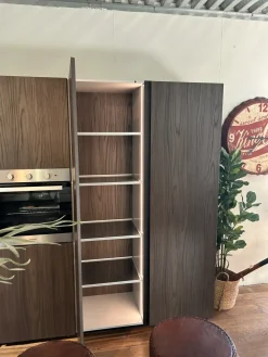 Ernestomeda Cucina a PREZZI OUTLET in laminato materico -50%- Cucine Con Penisola|Cucine Moderne