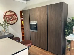 Ernestomeda Cucina a PREZZI OUTLET in laminato materico -50%- Cucine Con Penisola|Cucine Moderne