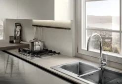 Arredo3 Cucina a PREZZI OUTLET in laccato lucido -33%- Cucine Ad Angolo|Cucine Moderne