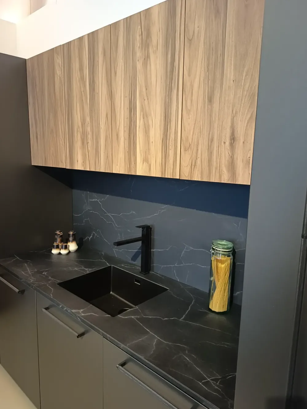 Sale Cucina a PREZZI OUTLET in laminato materico -40% Cucine Ad Isola