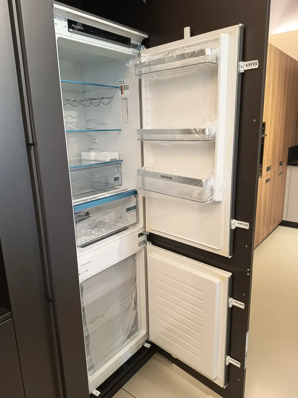 Sale Cucina a PREZZI OUTLET in laminato materico -40% Cucine Ad Isola