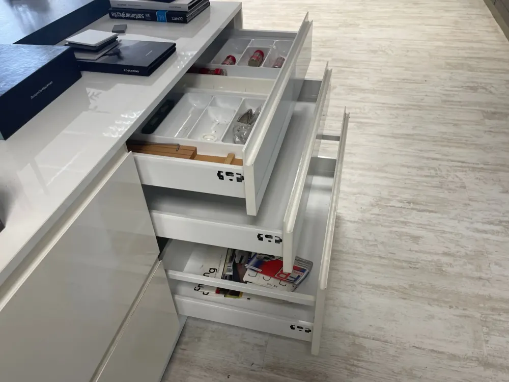 Cucina a PREZZI OUTLET in laccato lucido -59%^Arredo3 Online