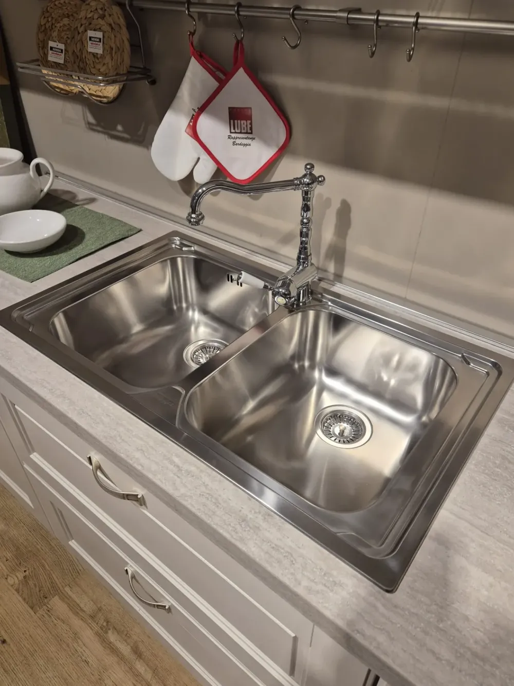 Lube Cucine Cucina a prezzo ribassato ad angolo classica Agnese- Cucine Ad Angolo