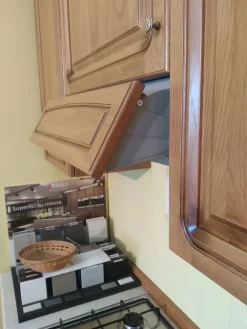 Cucina a prezzo ribassato lineare country Uefa^Artigianale Sale