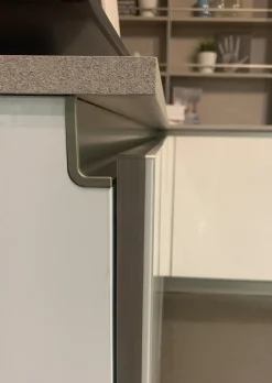Cucina a prezzo scontato ad angolo moderna Alevè Cucine Ad Angolo|Cucine Moderne
