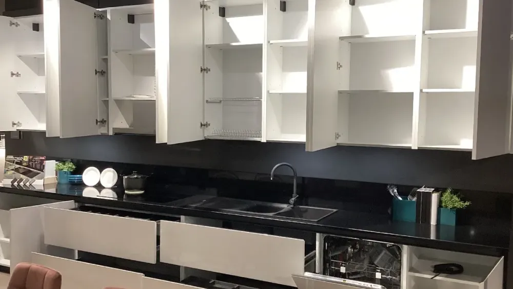 Cucina a prezzo scontato lineare moderna Tag lucida^La casa moderna New