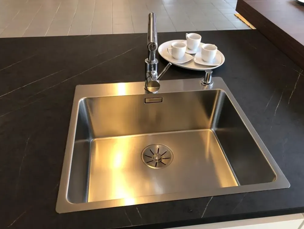 Haecker Cucine Cucina a prezzo scontato ad isola moderna White- Cucine Ad Isola|Cucine Moderne