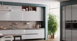 Cucina ad angolo in laccato lucido a prezzo scontato^Prima Cucine Sale