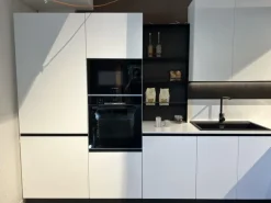 Cucina ad angolo in laccata opaco bianca Infinty a prezzo ribassato^Stosa Hot