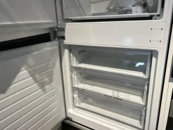 Cucina ad angolo in laccata opaco bianca Infinty a prezzo ribassato^Stosa Hot