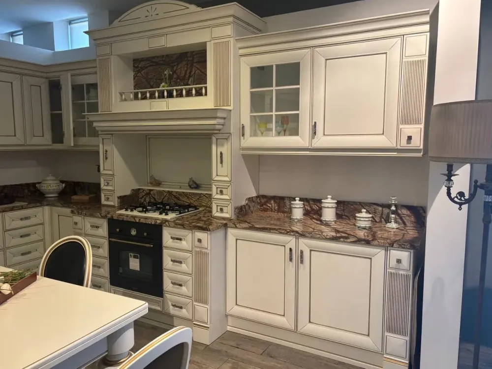 Cucina ad angolo in laccata a prezzo ribassato 50%^Arrex Clearance