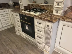 Cucina ad angolo in laccata a prezzo ribassato 50%^Arrex Clearance