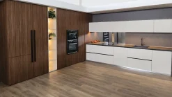 Cucina ad angolo in laccato opaco modello Crono7 ad un prezzo riservato^Artigianale Hot