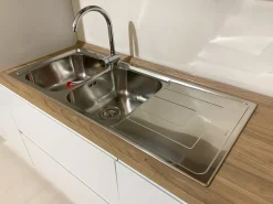 Hot Cucina ad angolo in laccata opaco rovere chiaro Pura a prezzo scontato Cucine Ad Angolo|Cucine Design